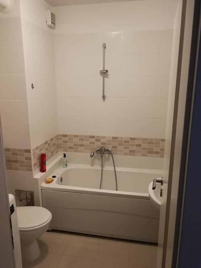 Appartamento Iver Apartman Sesvete Esterno foto